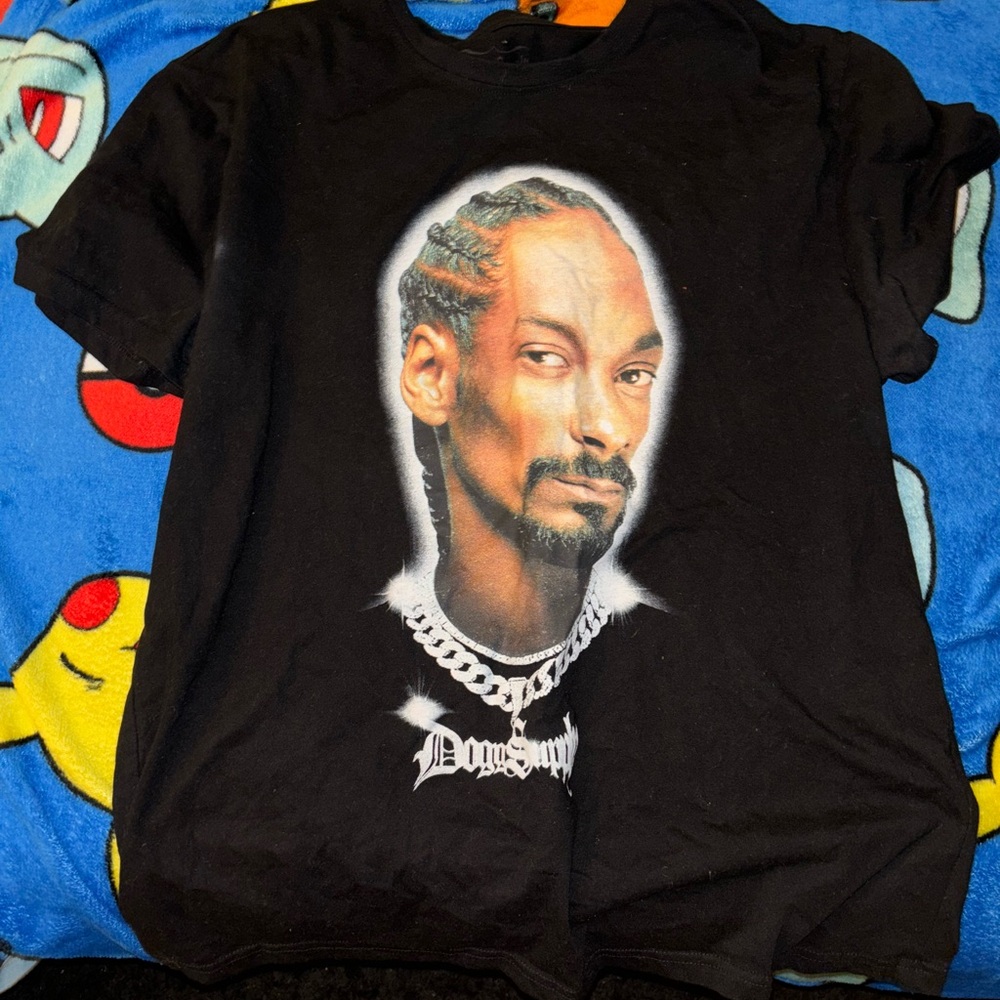 Graphic tee